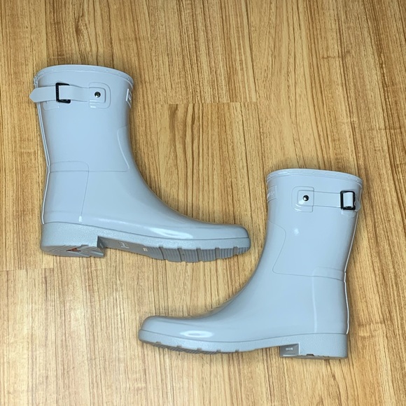 Hunter Shoes - NIB Hunter Original Refined Short Gloss boots 10
